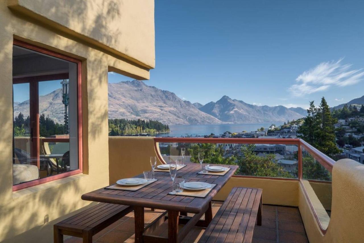 Magnificent Apartment With Great Views! Queenstown Exterior foto